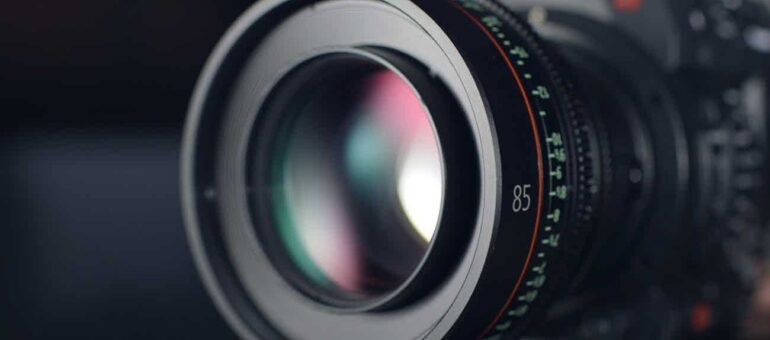 photo-1512790182412-b19e6d62bc39